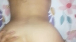 Mi amigo me regala de su leche en mi vagina