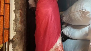 Desi Bhabi and devar ki joopri me chudai