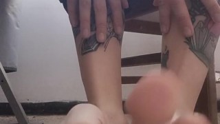 Look My new shoes and My cute feet