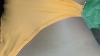 Colorada culona le encanta gemir y hablar sucio