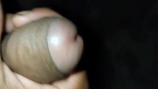 Una paja con eyaculación