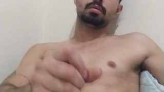 Masturbar para ter um orgasmo intenço