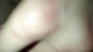 巨根と喉の渇いたヴェノーザ、クローズアップ