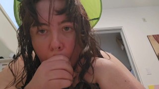Girlfriend up with a morning suck and fuck