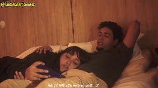 Mi hermanastra se traga mi pene despues de ver una peli, casi nos descubren