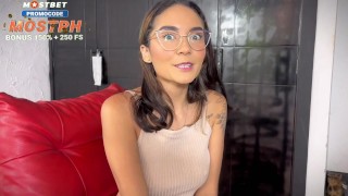 Mi amigo me coge duro a cambio de ayudarme a estudiar Parte 1