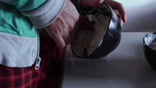 making viral cheesecake adding my special cream