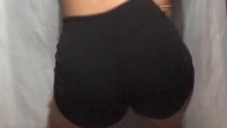 Latina big botty bailando