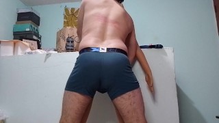 Mi esposa me dejo follar con su mejor amiga con su gran culo