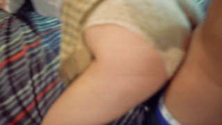 Compañero de la universidad se viene en mi cara