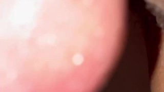 La madre de mi amiga me llevó al motel, me la follé a lo perrito casi me corro dentro de ella