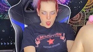 Kinda like this new raspy voice 🤭 Double-ended dildo 😍 wasn't expecting that at the end 😉