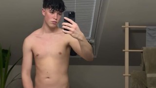 Hot Twink jerk his Big Cock infront of a Mirror
