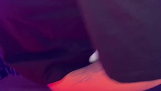 Deliciosa latina de 18 se deja grabar le encanta la polla dura