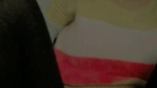 Me masturbo sola en casa