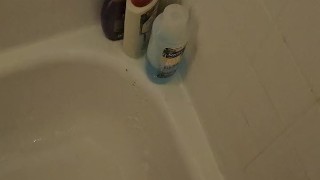 Quick soapy piss in the shower