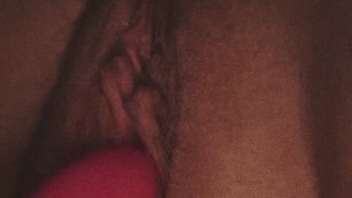 Pound this wet pussy😈