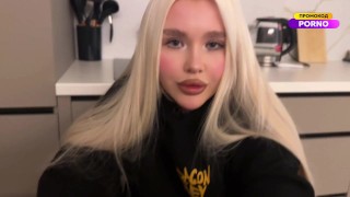 Young stepsister wanted to borrow money, but she was given to earn it with her big juicy ass.