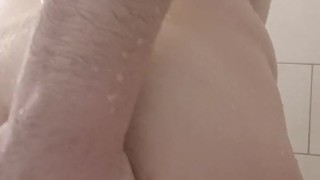 Chubby Shower Butt