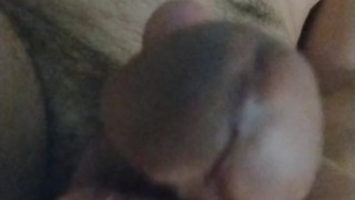 Jacking off in my roommates bed 🥵