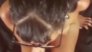 Mi amigo me baña con su lechita