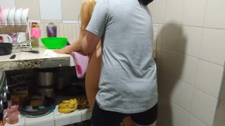 No seas timido hermanastro solo llename de tu leche caliente, preñame preñame preñame