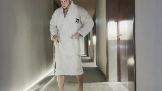 🔥🔥BIG COCK EXHIBITION in the HOTEL😈😈