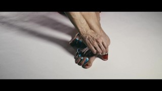 Rojo perfecto: pintando las uñas de los pies