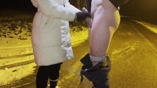 hot HANDJOB with FABRIC GLOVES – CUM on the ASPHALT🧤💦