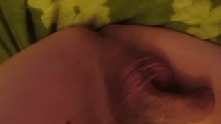 Masturbe (125) with one testicle