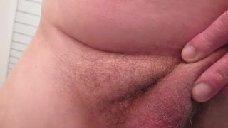 Masturbe (127) with one testicle