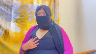 Irani Arab MILF Hot Stepmom masturbation in hotel room and hotel guy saw her and he start handjob