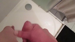 Masturbe (220) with one testicle