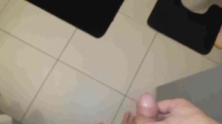 Masturbe (222) with one testicle