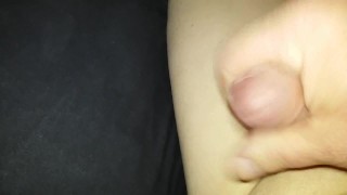 Masturbe (238) with one testicle