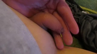 Masturbe (241) with one testicle