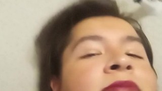 Femboy cute con maquillaje ☺️💕💋