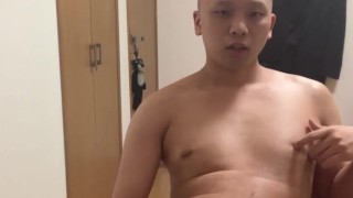 修士学生のデスクオナニー