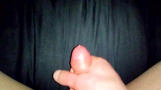 Masturbe (284) with one testicle