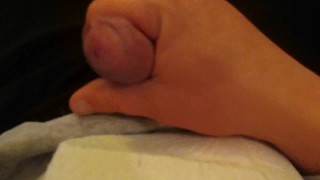 Masturbe (287) with one testicle