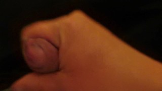 Masturbe (288) with one testicle