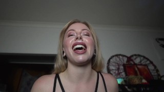 Tinder Slut PAWG NEEDS Cock on Friday Night