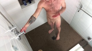 Using my friend's rain shower (top view)