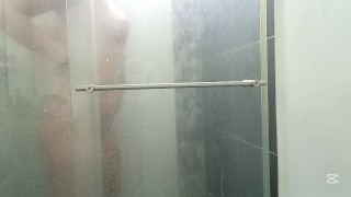 mi estrecha rosada goteando de deseo