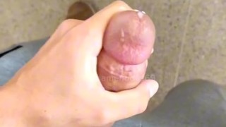 Batendo uma no escritório