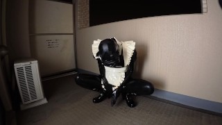 Latex Slave left on a balcony in winter💜