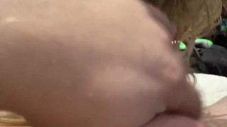 Hot Blonde MILF gives amazing blowjob💦💦💦💦💦💦