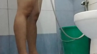 Full video Lumuhod si Daddy habang nagjajakol