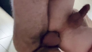 Wet Twinks Get Naughty in the Shower