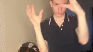 deadass wondering if anybody gon notice what’s weird here